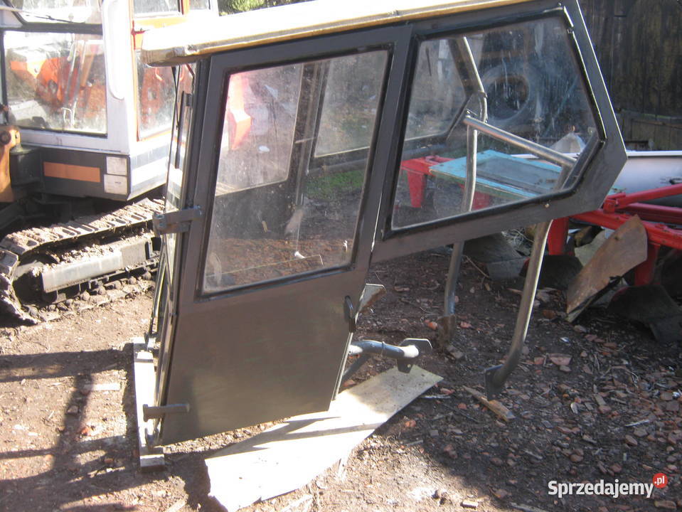 Kabina ciągnikowa rolnicza do ciągnika Części zamienne Ropczyce