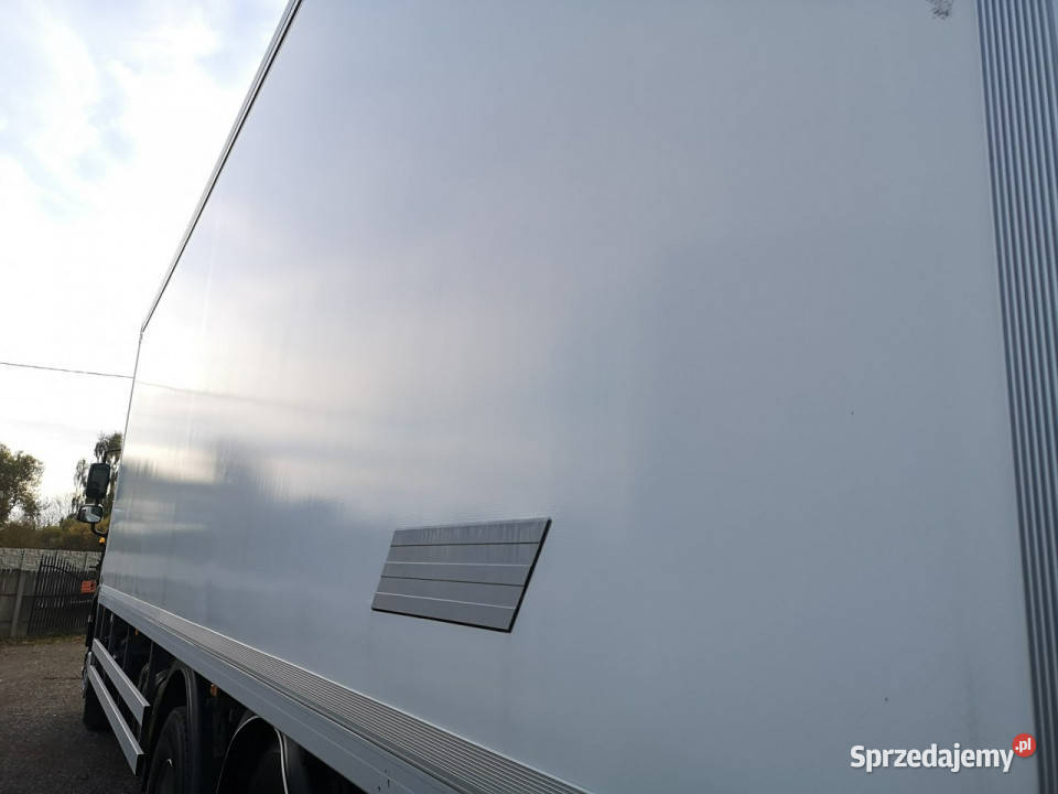 DAF CF 370 Chłodnia 3 Osiowa Winda Manual Niski Daleszyce