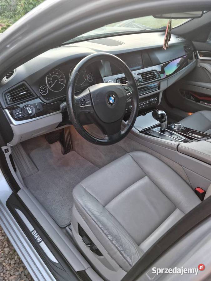 BMW Seria 5 F10 535i