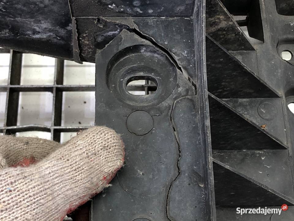 PAS PRZEDNI FORD FIESTA MK6 14 68 0114 Hatchback sprzedam