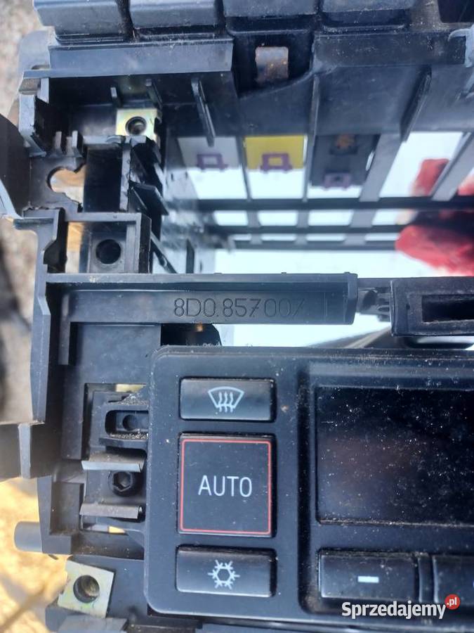 Ramka Panel Konsoli Radia Audi A4 B5