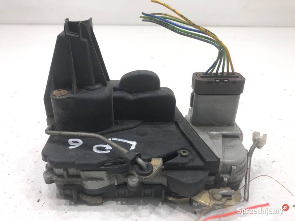 ZAMEK DRZWI LEWY PRZÓD PEUGEOT 307 Hatchback sprzedam