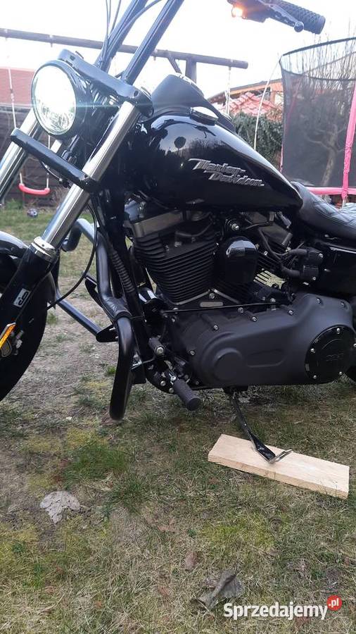 Sprzedam HD DYNA STREET BOB Z małym przebiegiem bezwypadkowy Leszno