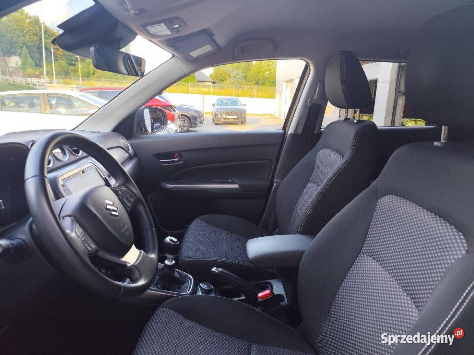 SUZUKI Vitara 2024r salon 1wł ASO bezwypadkowy Kraków sprzedam