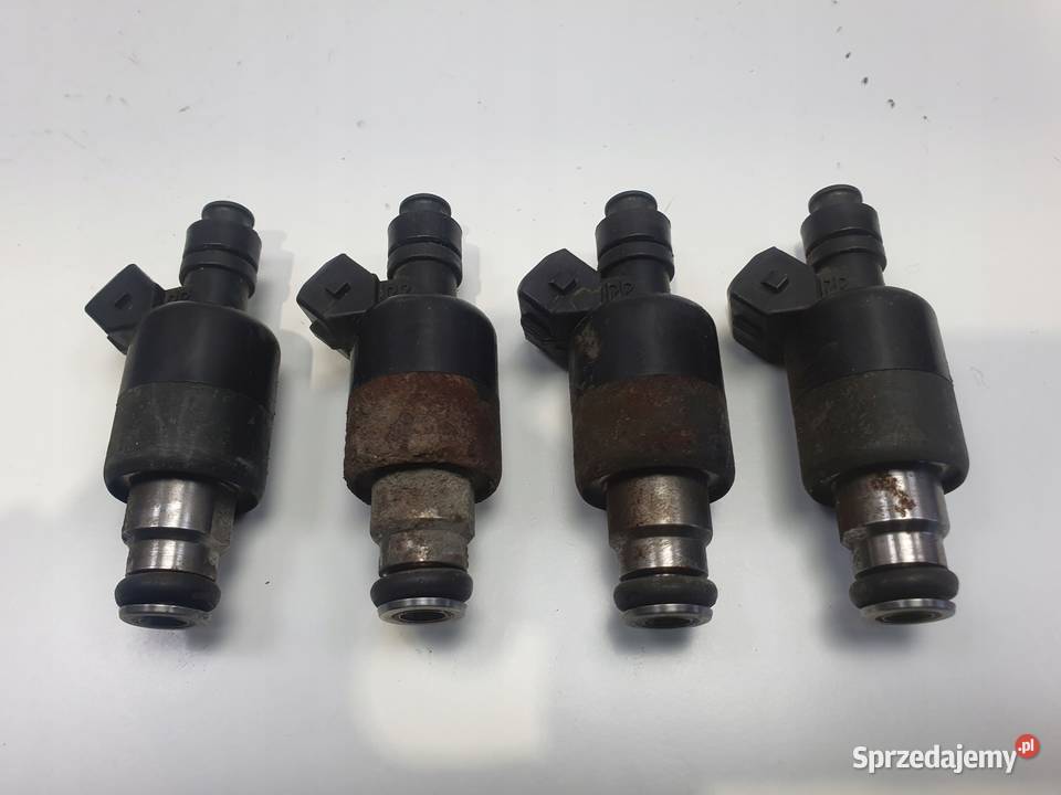 WTRYSKIWACZ Opel Corsa B 14 16V wtrysk 17089276