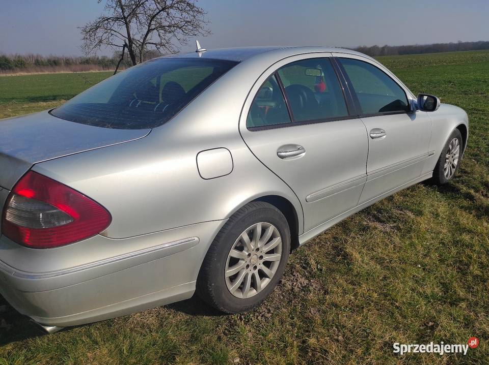 Mercedes benz E320 4 matic srebrny 320 Lubin