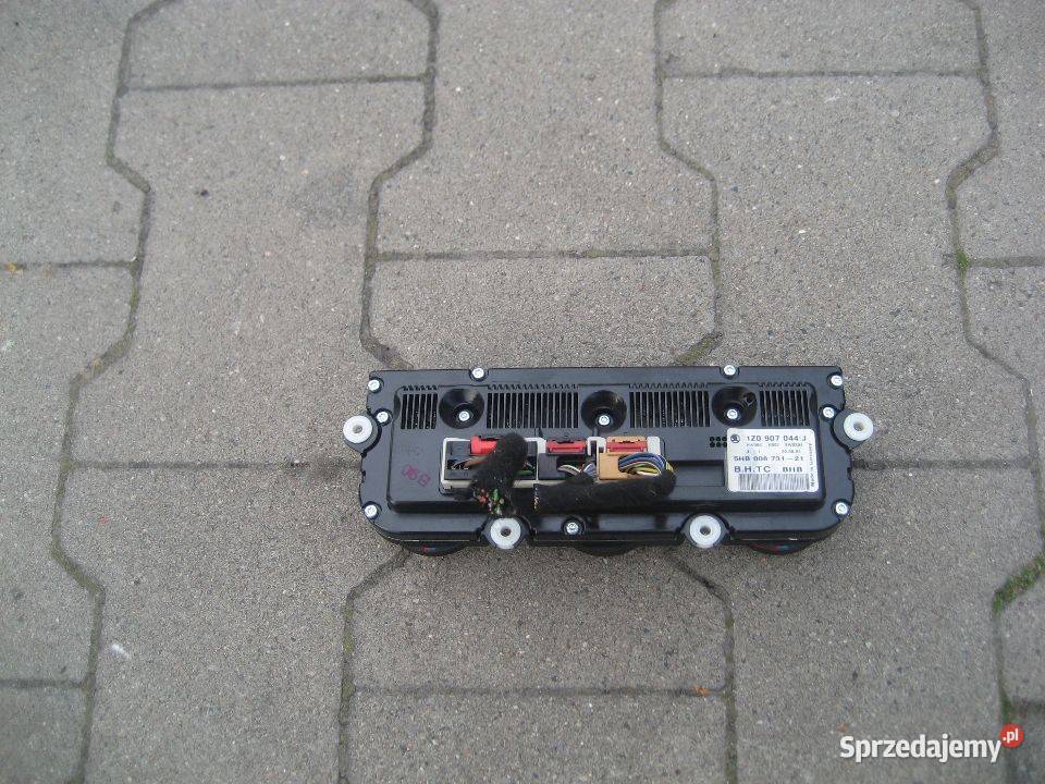 skoda octavia ii 2 0408r panel klimatyzacji Panele sterowania, przełączniki Rakoniewice