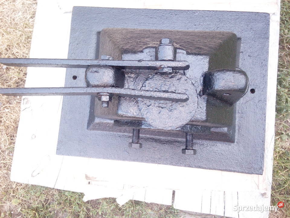 sprzedam zawiasy kute palenisko kowalskie Strzelno