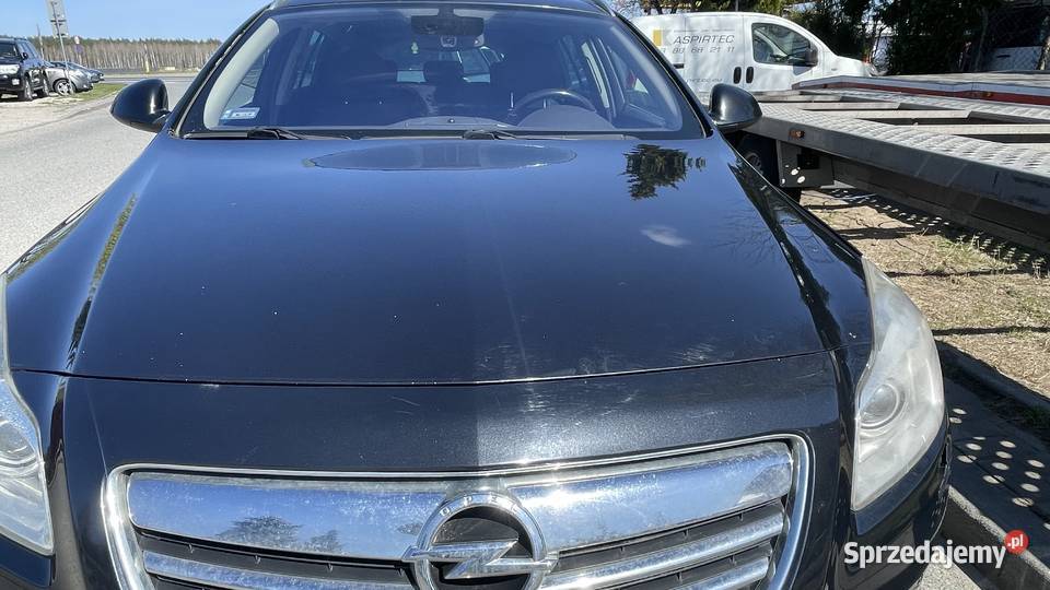 Opel Insygnia 20 D 2011r uszkodzony silnik Insignia