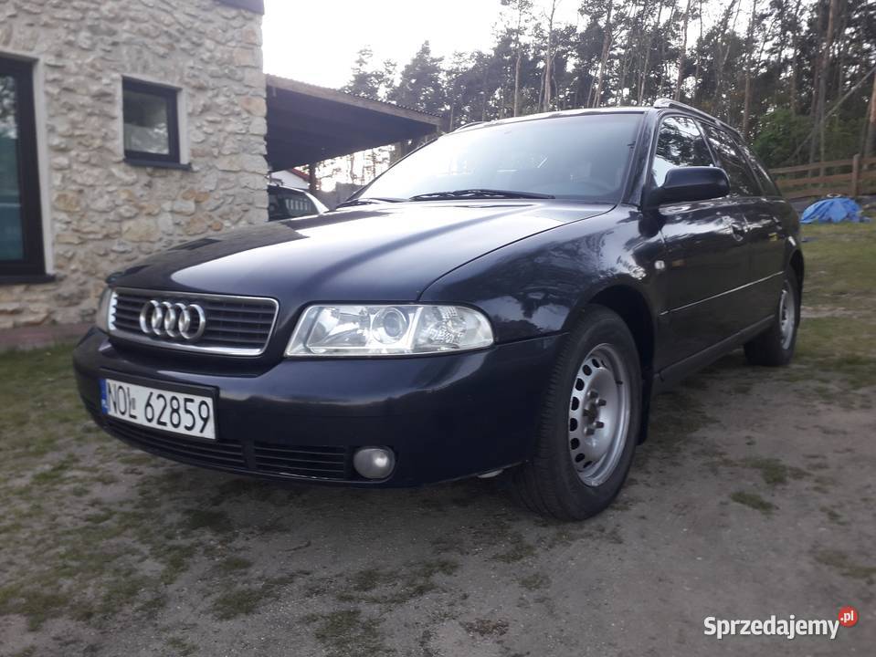 Audi A4 B5 kombi 19 TDi 90 Hak NOWE OPONY 90KM Samochody osobowe Działoszyn