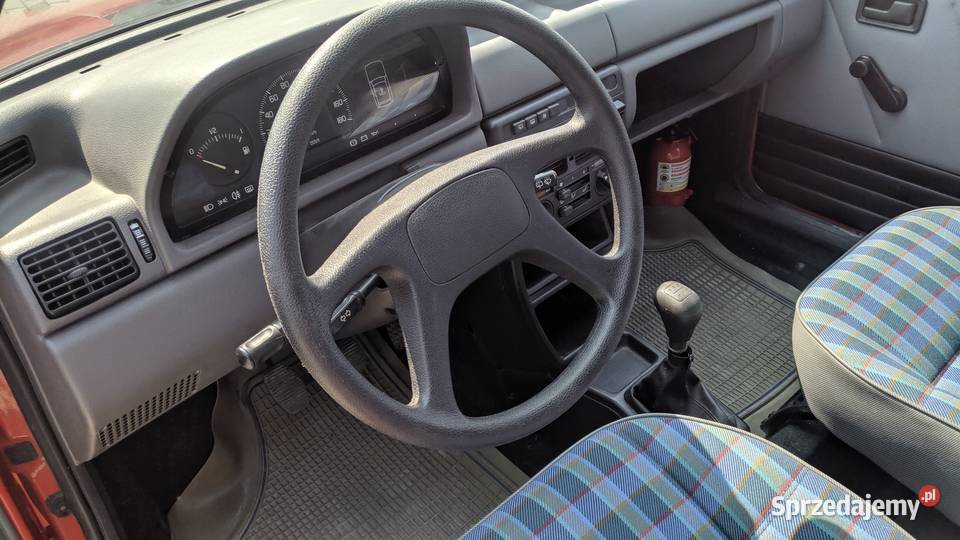 Fiat Uno garażowany stan kolekcjonerski przebieg świętokrzyskie Jędrzejów