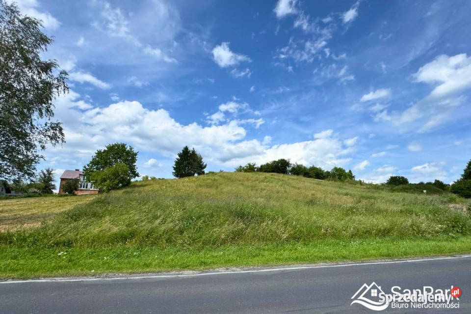 Grunt Uherce Mineralne 2000m2 Sprzedaż