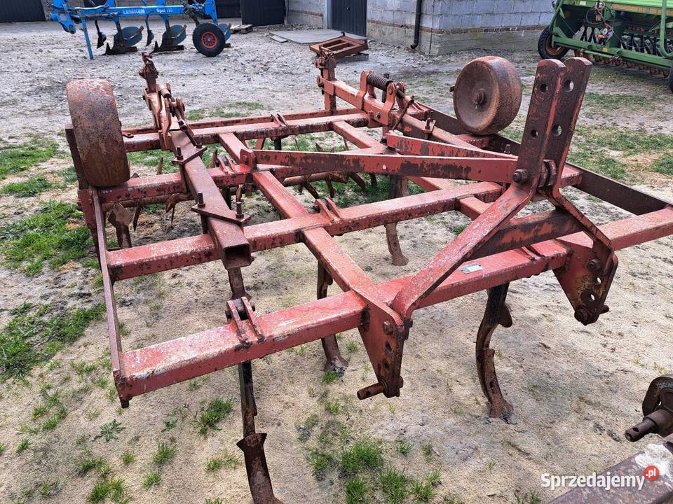 Gruber agregat scierniskowy bezorkowy LEMKEN wał Kłodawa