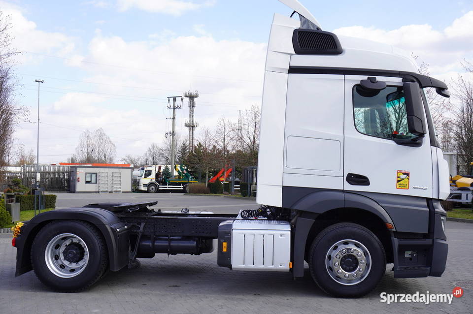 Ciągnik siodłowy MercedesBenz Actros 1842 2024 serwisowany w ASO Kraków sprzedam