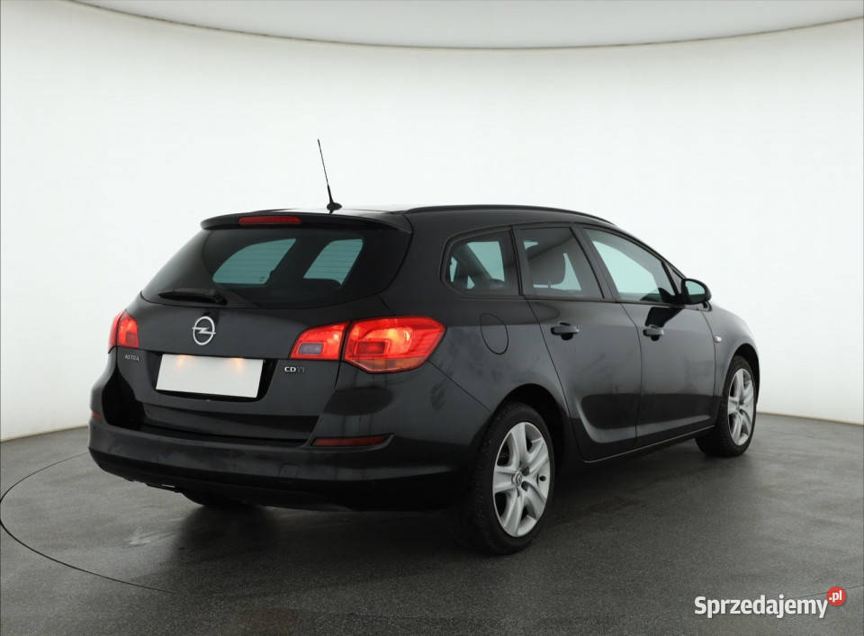 Opel Astra 17 CDTI 4/5