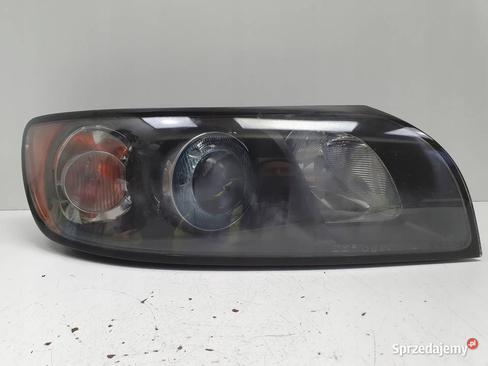 LAMPA PRAWA Volvo S40 II V50 XENON PRZEDNIA Lampy przednie Chełm sprzedam