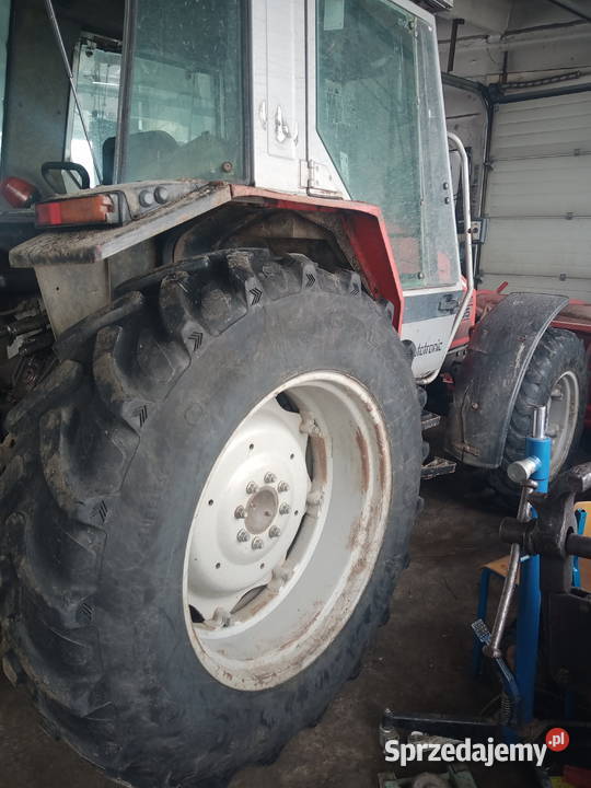 Massey Ferguson traktor Tychy