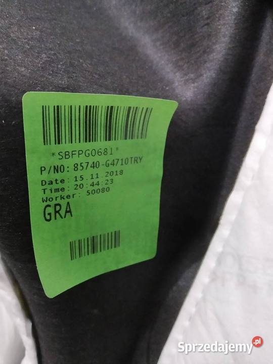 TAPICERKA BOCZEK BAGAŻNIKA LEWY PRAWY TYŁ KPL świętokrzyskie