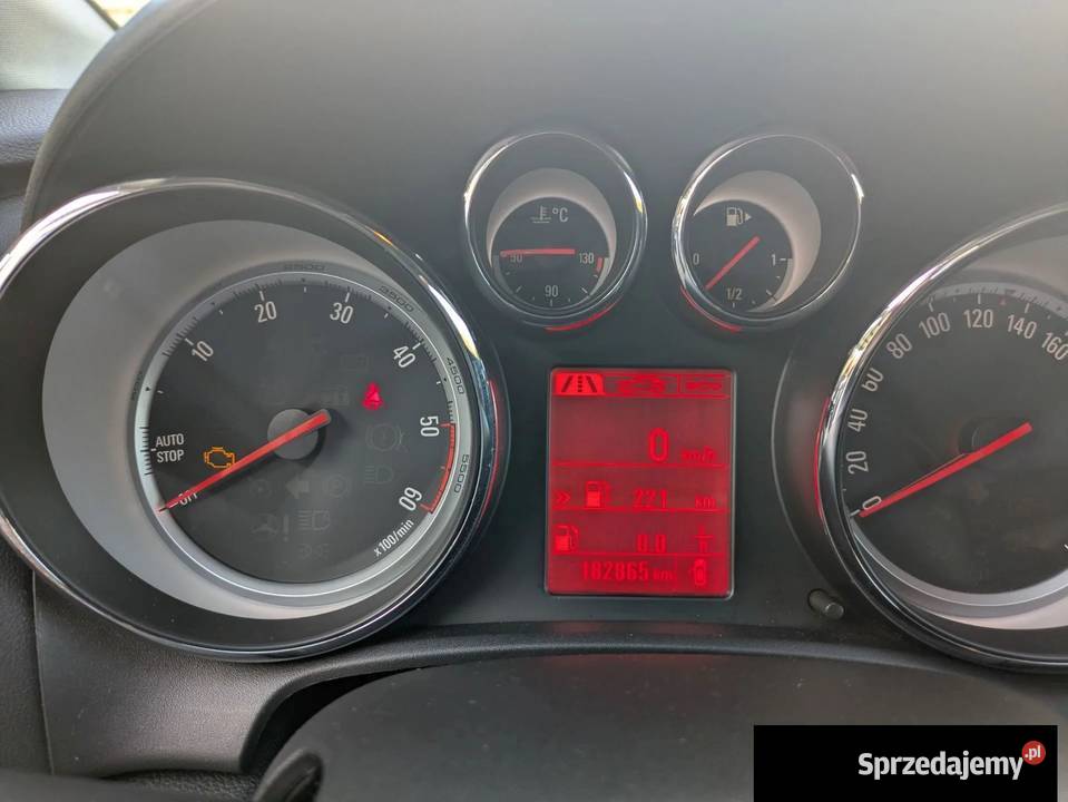 Opel Astra J 16d 110 2015r Bezwypadkowy