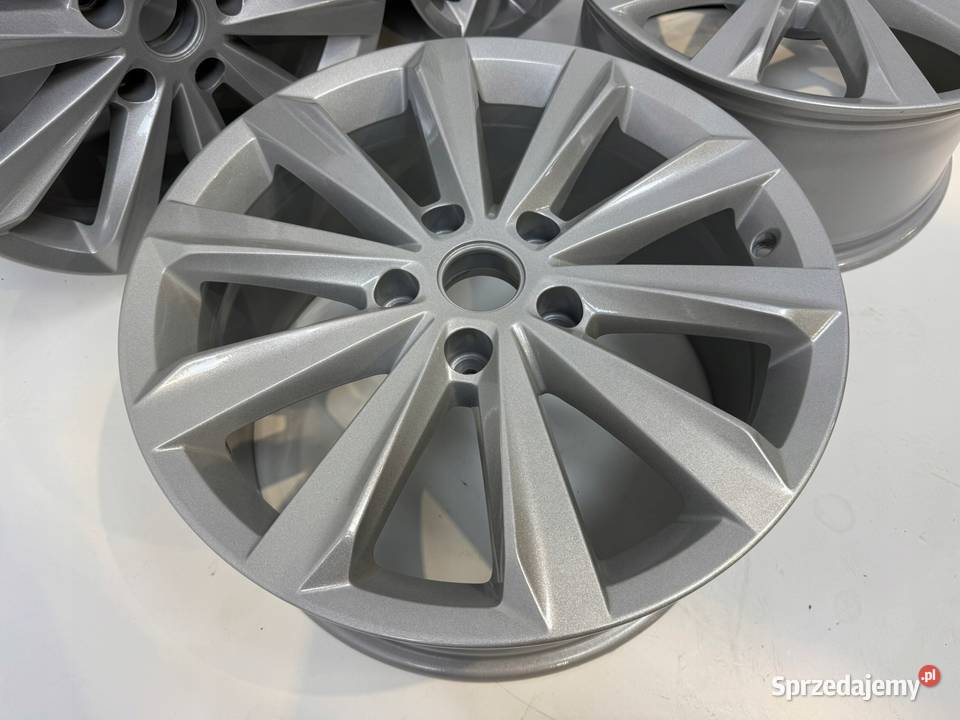 FELGI ALUMINIOWE 19 VW Touareg II 7P 10 ALUFELGI Chełm