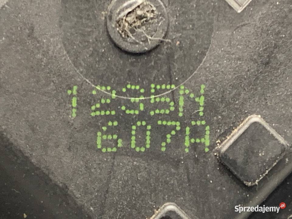 ZAMEK DRZWI LEWY TYŁ VOLVO V50 Kombi 0312