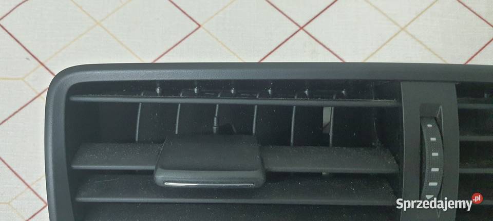 Fabia III Kratka Nawiewu Środkowa 6V0820951B Kratki nawiewu lubuskie Nowa Sól