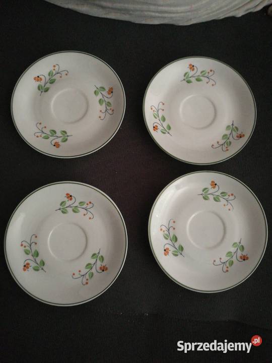 Talerzyki podstawki filiżanka Wałbrzych