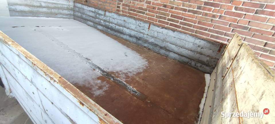 Przyczepa sztywna nieuszkodzony Turobin