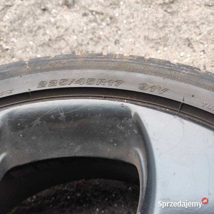 Komplet felg 5x112 17 golf 5 gti czarne Zaklików