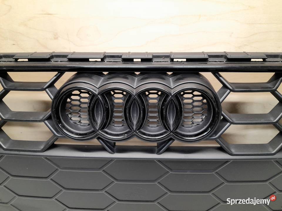 AUDI A4 B9 LIFT 18r S Line atrapa chłodnicy osobowe