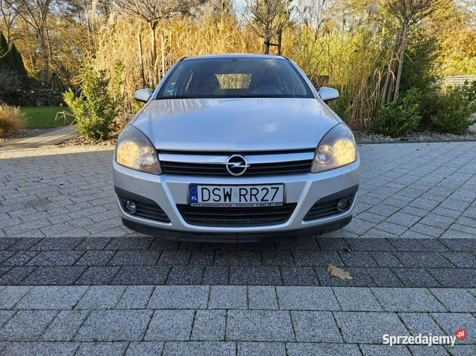 Opel Astra 16 105 klima elektryka zadbany H Strzegom