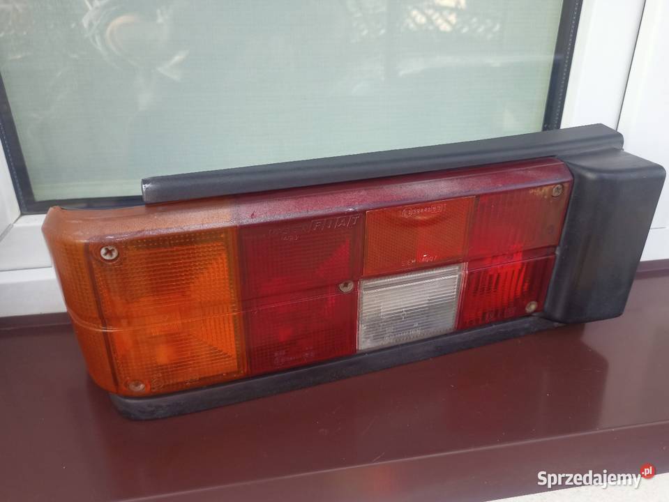 Fiat Ritmo MK2 MK3 lampa tył tylna lewa oryginał Sieradz