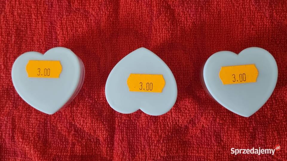 Pudełko na dewocjonalia w kształcie serca Pozostałe sprzedam