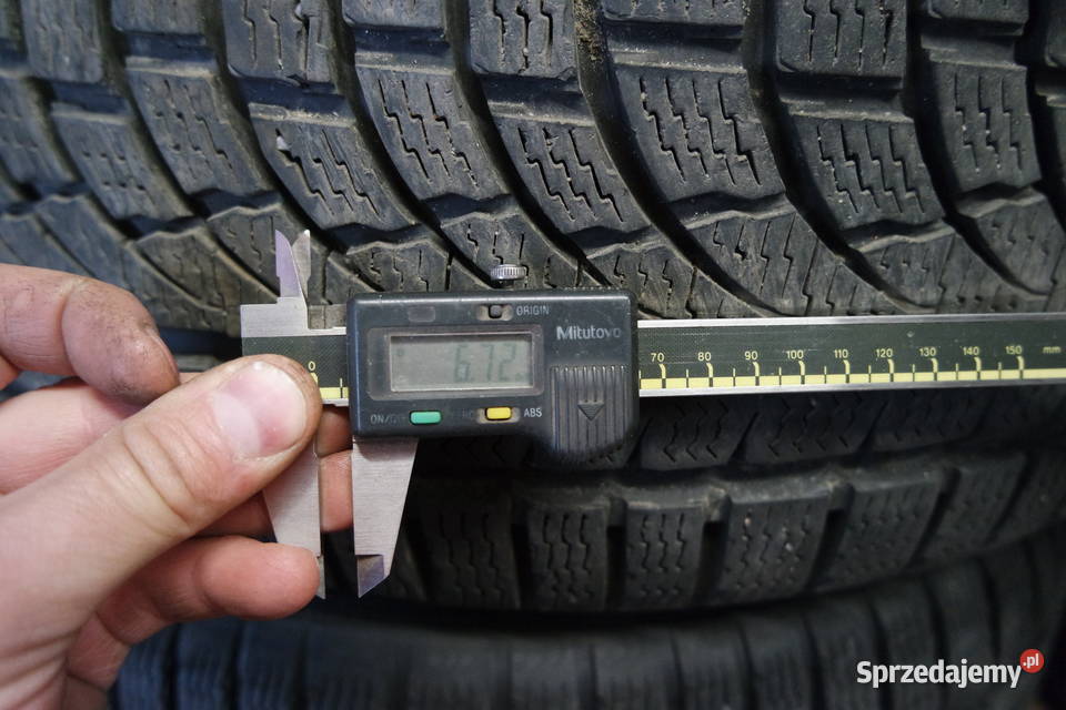 Komplet opon zimowych 21555 R17 NOKIAN WRA4 DOT Samochodowe