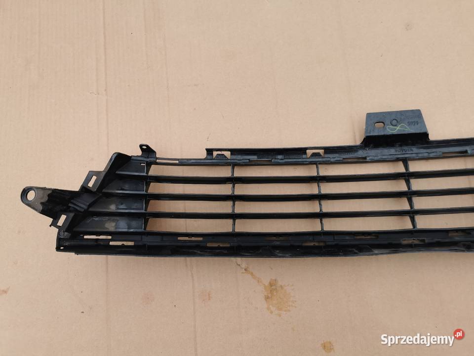 Kratka zderzaka przód auris 2 II lift 1518 Sieraków
