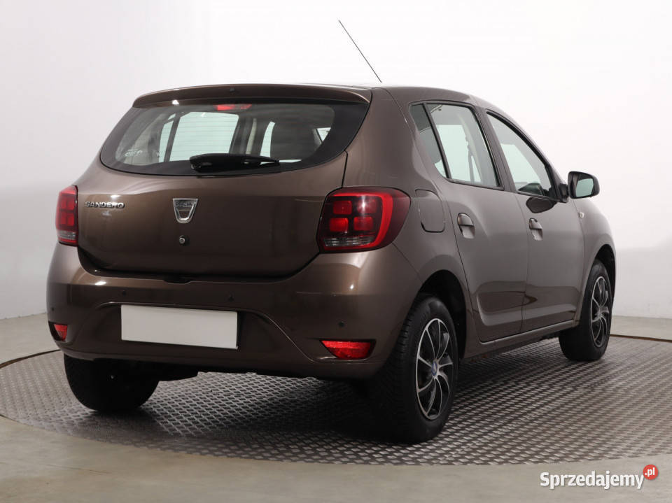 Dacia Sandero 12 16V Hatchback