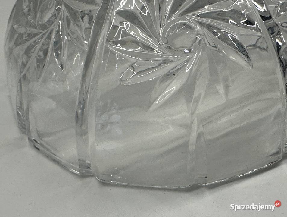 Salatera kryształowa z lat PRLu