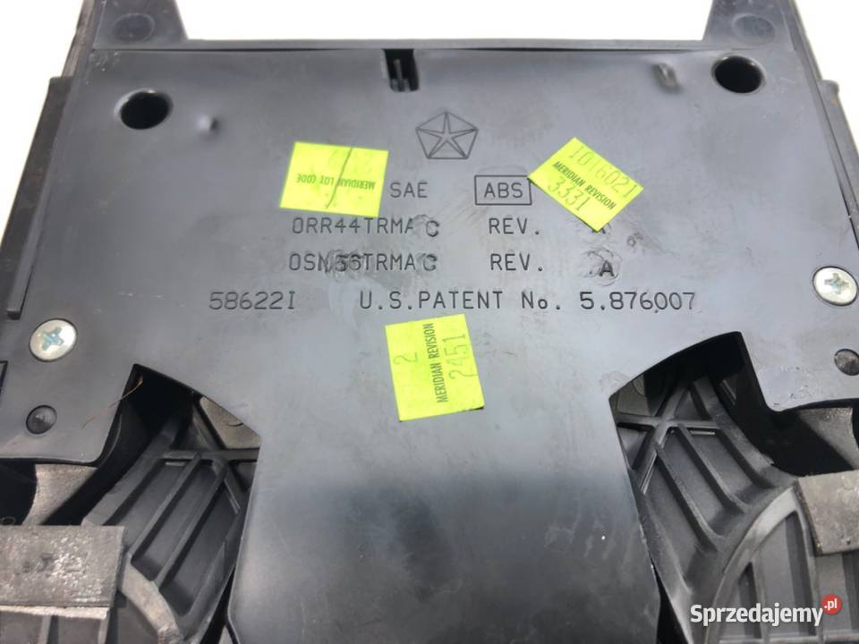 UCHWYT NA NAPOJE DODGE CARAVAN IV 0007 Minivan