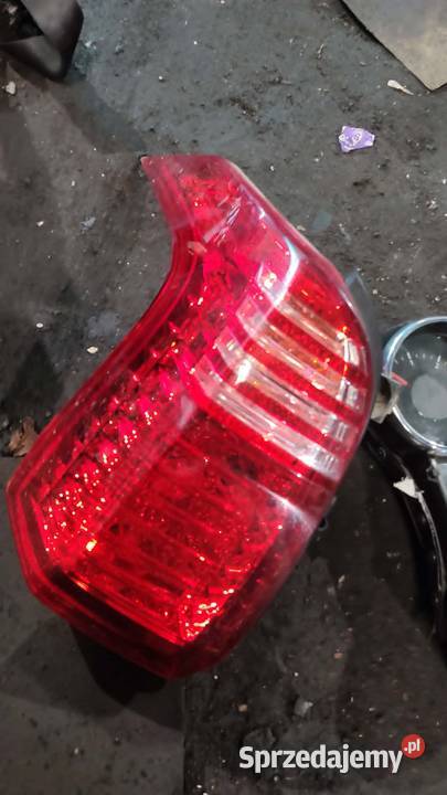 Lampa lewa prawa tył tylna Peugeot 5008 I osobowe Książ Wielkopolski