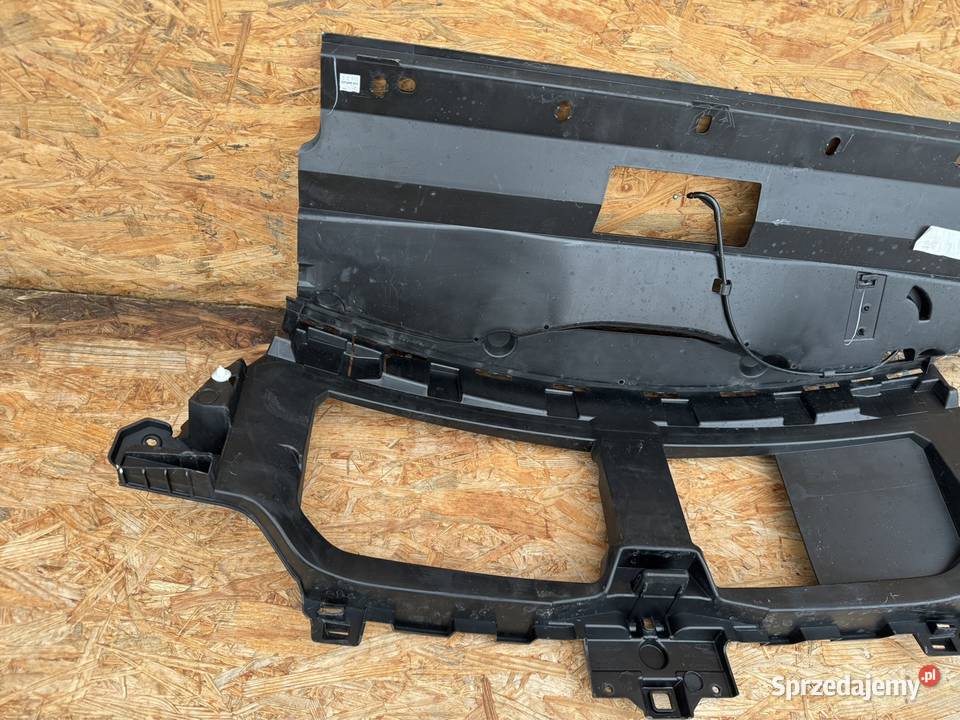 Maskownica osłona pasa grilla zderzaka przód osobowe Części montażowe wielkopolskie