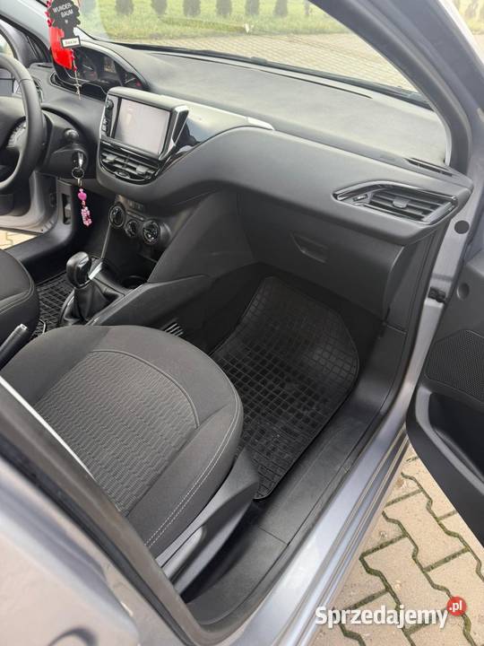 Peugeot 208 Lift 2019r Zarejestrowany w Polsce Staniew sprzedam