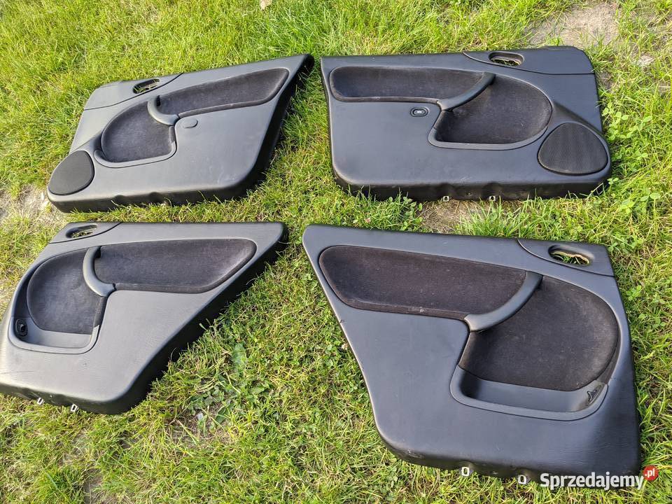 Saab 900 S boczki tapicerskie Stalowa Wola