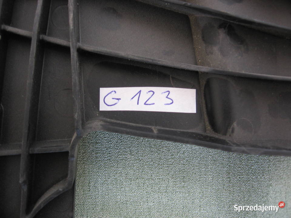 8W6807453 AUDI A5 2017 Ślizg prowadnica zderzaka Warszawa