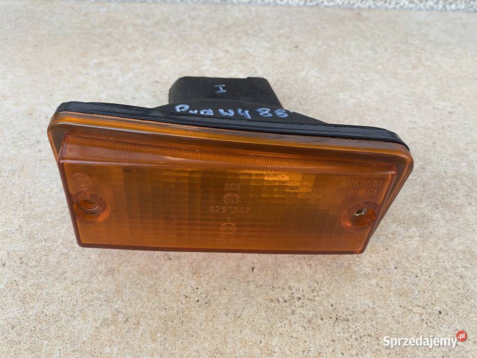 Kierunkowskaz prawy Fiat 126 1988r Sosnowiec sprzedam