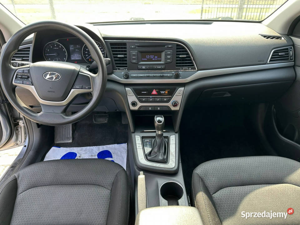 Hyundai Elantra 20B Grzane fotele Stan Idealny Elantra świętokrzyskie Ostrowiec Świętokrzyski