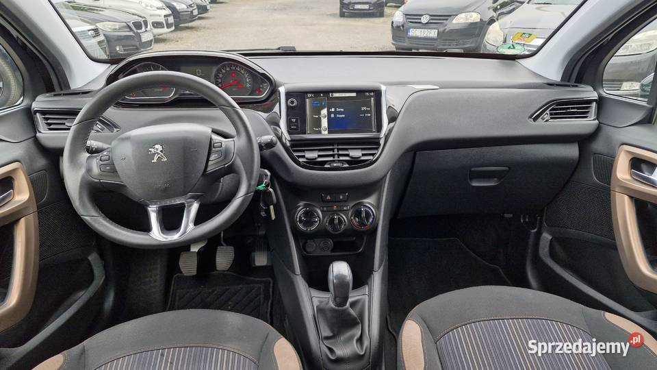 Peugeot 208 I 12 BENZYNA 82 5 DRZWI gniazdo AUX 208 Częstochowa sprzedam