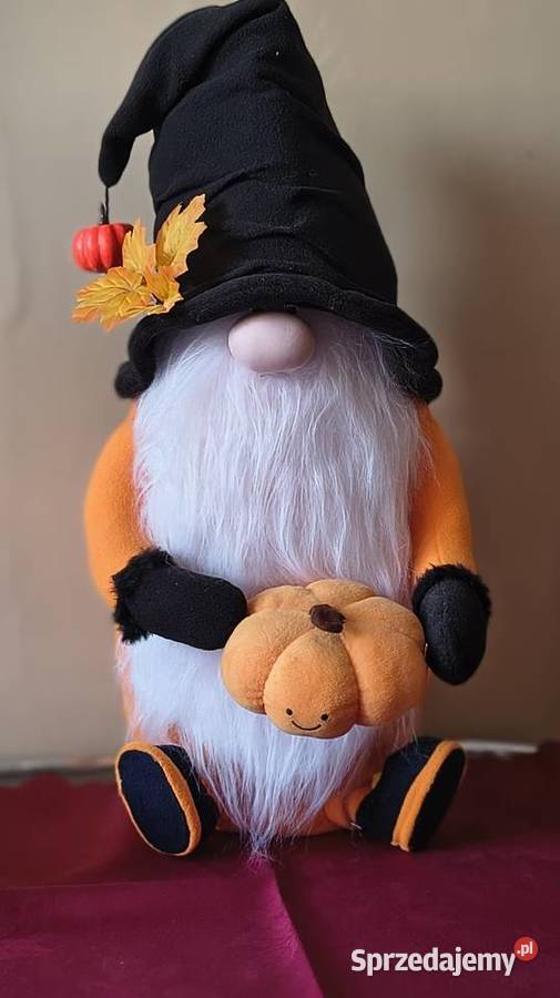 Duży siedzący krasnalskrzat siedzący 76 czarny Halloween śląskie Katowice