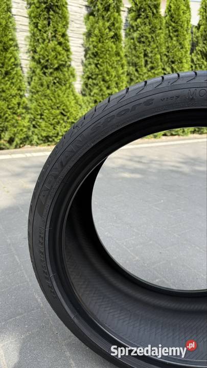 Opona Yokohama 25535 r19 Advan sport v105 Radom sprzedam