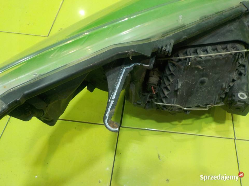 RENAULT MEGANE III LIFT 16 B 12r HB 5D lampa mazowieckie Suków sprzedam