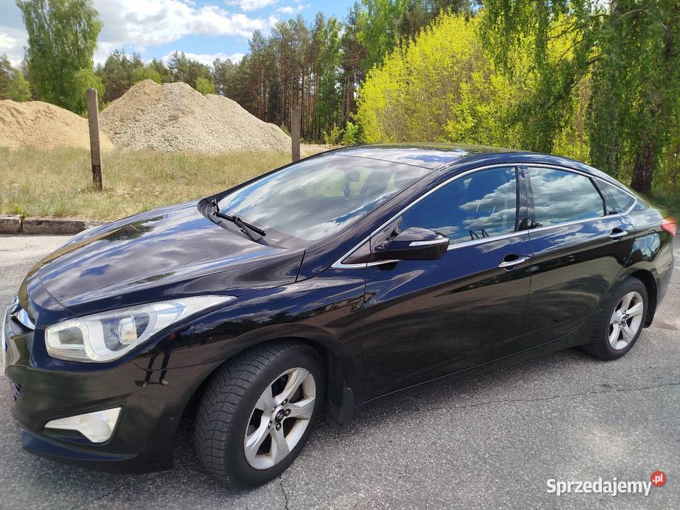 Hyundai i40 17 crdi sedan ładny nieuszkodzony Tuchola